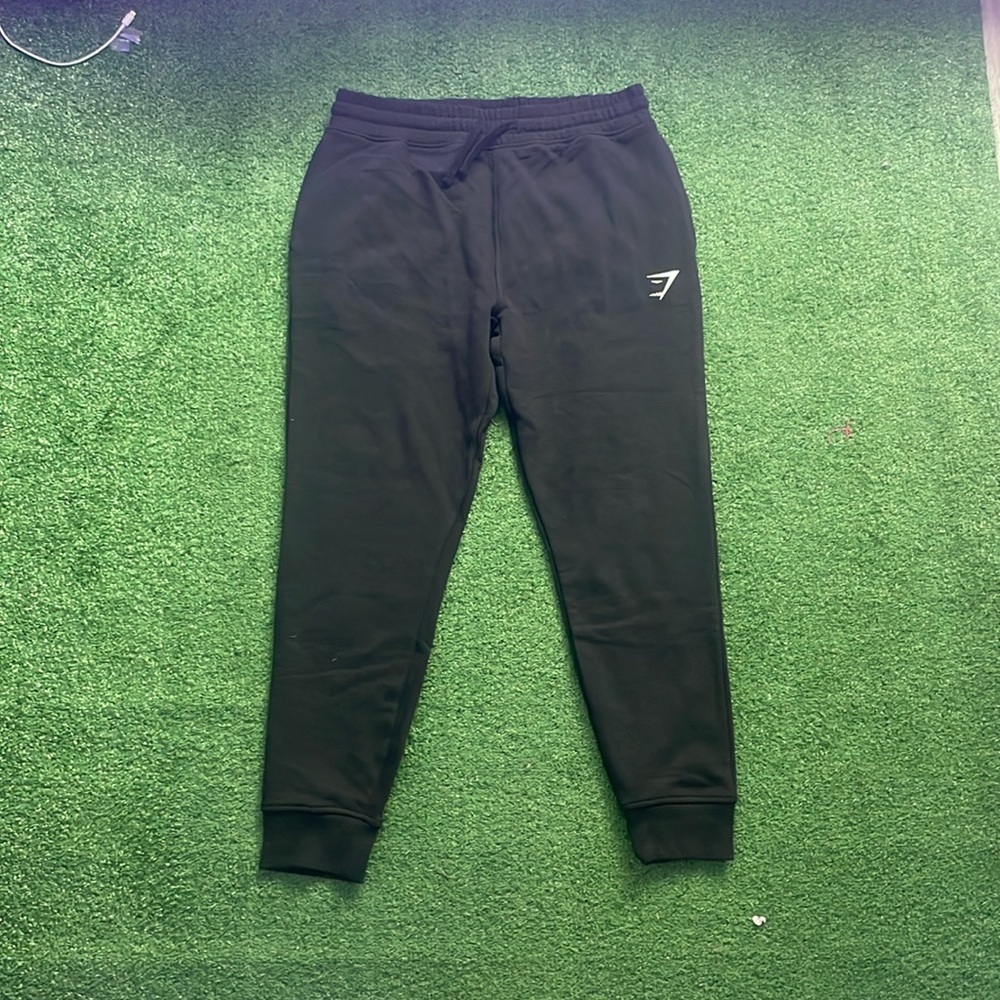 GYMSHARK sweatpants, never worn, not tags, medium, black